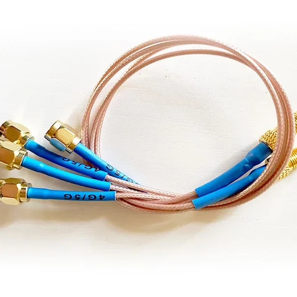 Zwei 5G-Y-Adapterkabel, SMA-Buchse auf 2 x SMA-Stecker